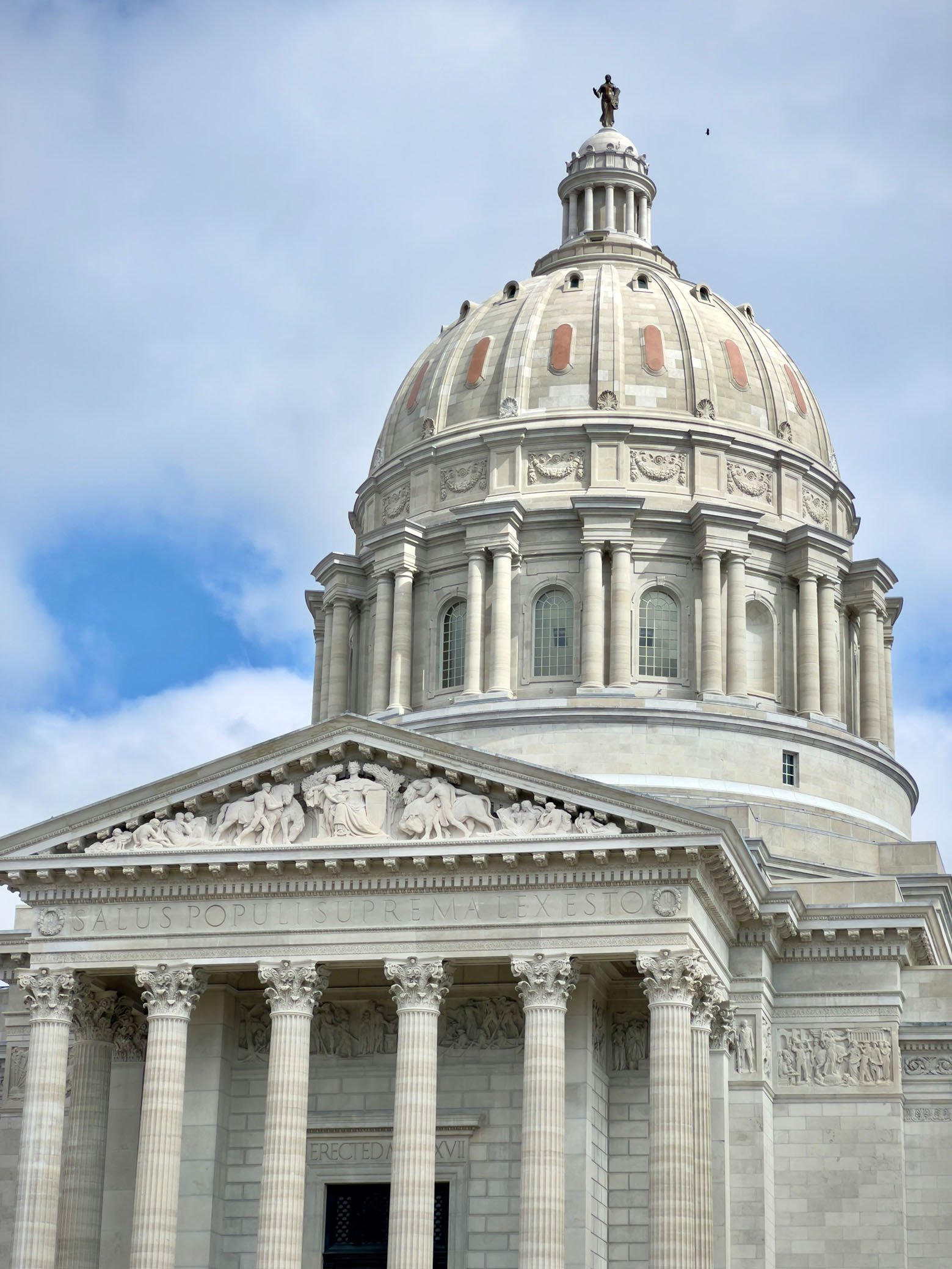 missouri-state-capitol-building-missouri